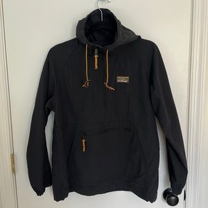 LL Bean Women's Mountain Classic Anorak Black